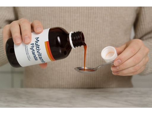 Användning Multivitamin Flytande