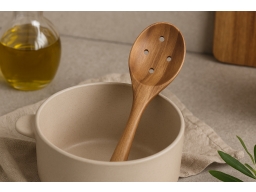 Produktguide testar Aida Raw teak olivsked