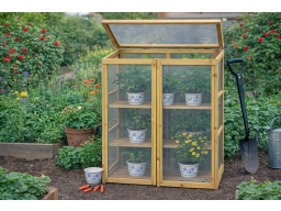 Produktguide testar Bedly Miniväxthus i trä 69×49×120 cm