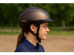 Produktguide testar Casco VG01 Mistrall2 Ridhjälm - Mörkbrun