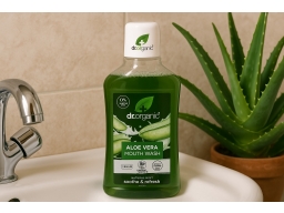 Produktguide testar Dr Organic Aloe Vera Munskölj