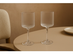 Produktguide testar Ferm Living Vinglas Vitt Ripple 2-P Klar