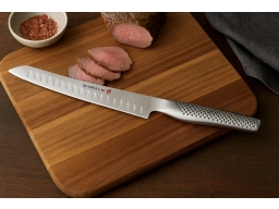 Produktguide testar Global NI Trancherkniv Olivslipad 21 cm Oriental