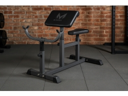 Produktguide testar Gyronetics Preacher Curl E-Series Curlbänk