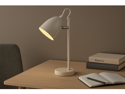 Produktguide testar Halo Design Yep! bordlampa