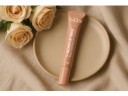 Produktguide testar Isadora Glossy Lip Treat 13 ml 57 Cream Rose