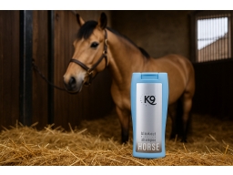 Produktguide testar K9 Black Out Shampoo 300ml- För häst