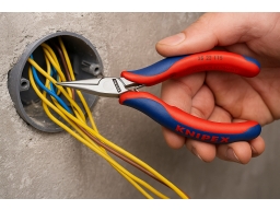 Produktguide testar KNIPEX Spetstång 115 mm