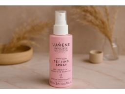 Produktguide testar Lumene II Dewy Glow Setting Spray 100 ml