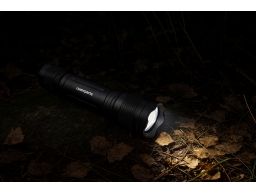 Produktguide testar Luxorparts Zoom Ficklampa 2000 lm