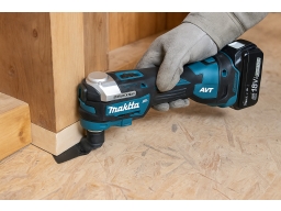 Produktguide testar Makita Multiverktyg 18V DTM52Z