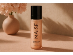 Produktguide testar MAÎSE Amazing Glow Setting Spray Blush Pink 100 ml