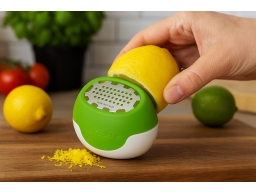 Produktguide testar Microplane Speciality Flexi zestjärn mini