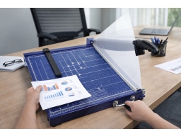 Produktguide testar Pappersgiljotin A3