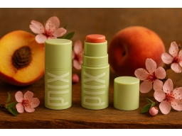Produktguide testar Pixi +Hydra Lip Treat - Peach-y 4,8 g
