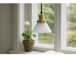 Produktguide testar PR Home August fönsterlampa 15cm