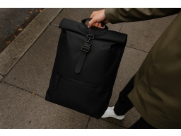 Produktguide testar Rains Rolltop Rucksack W3