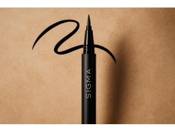 Produktguide testar Sigma Beauty Liquid Pen Eyeliner Wicked