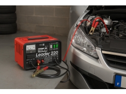 Produktguide testar Telwin batteriladdare med startassistans 12-24