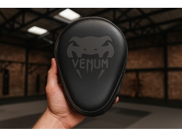 Produktguide testar Venum Light Focus Mitts