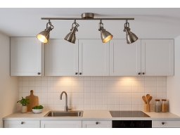 Produktguide testar Vintage-kökslampa Julin, fyra ljuskällor